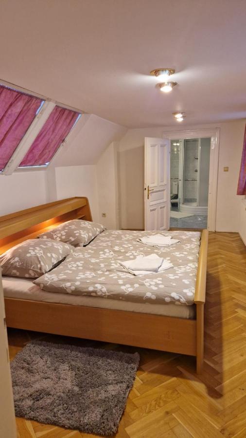 Old Town Apartamento